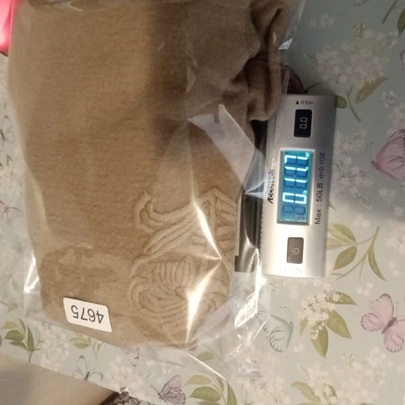 Talbots Vintage 100% Wool  Camel  Embrodered Cardigan Gramma Old Money Small - Picture 8 of 8